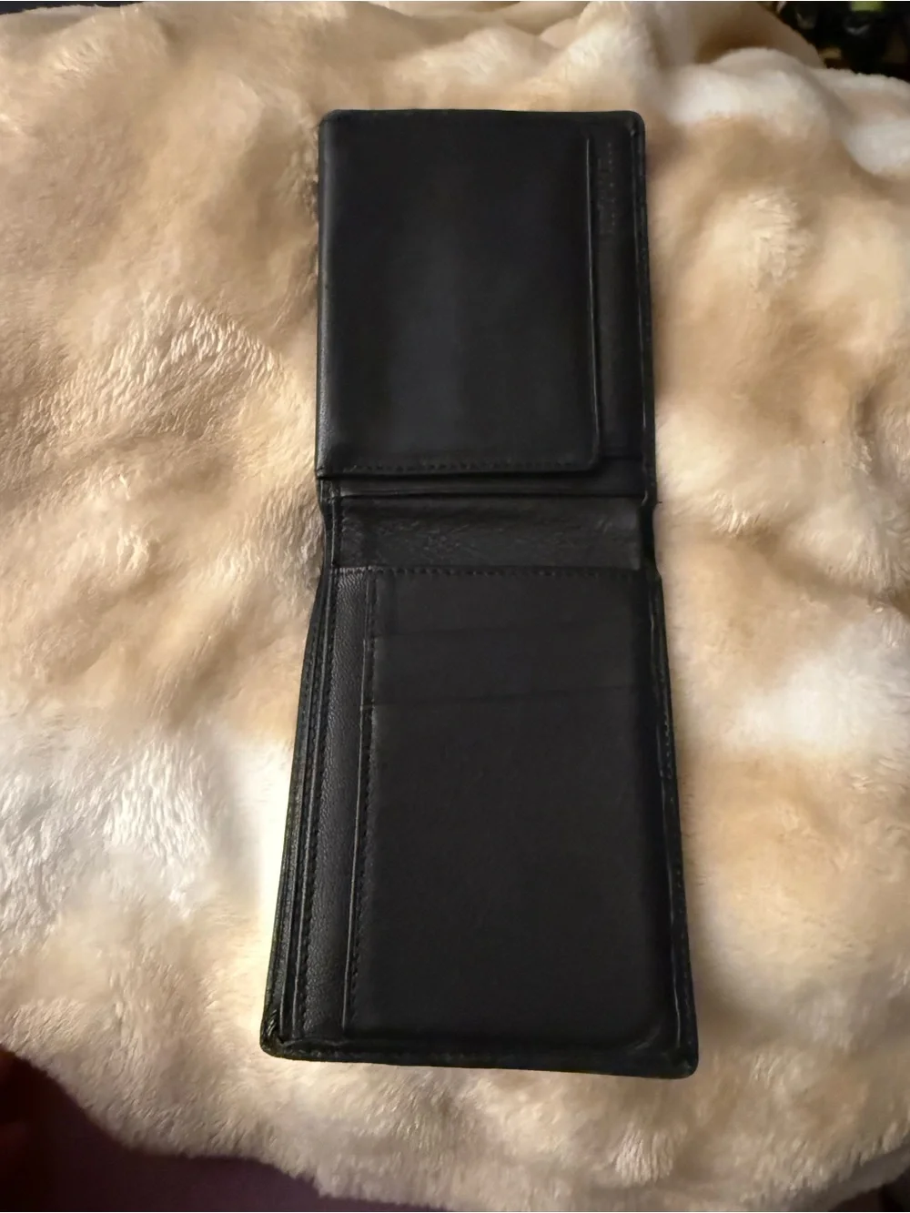 Wilsons Leather Black Leather Bi-Fold Card Holder